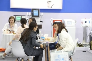 爱丽光电美博会18.jpg